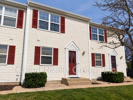 34838 Catherine St in Long Lake, IL - Building Photo