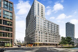 15 Richardson St in Toronto, ON - Building Photo