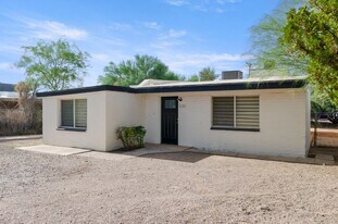 636 E Waverly St in Tucson, AZ - Building Photo