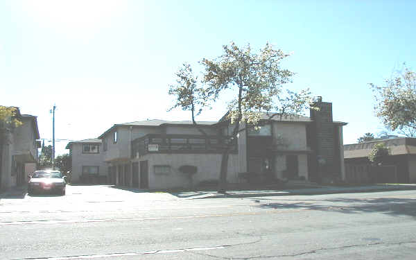 12048 Foster Rd in Norwalk, CA - Building Photo