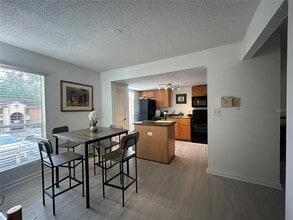 1810 NW 23rd Blvd in Gainesville, FL - Building Photo - Building Photo