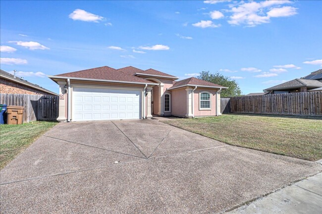 5 Arden Ct in Corpus Christi, TX - Building Photo - Building Photo