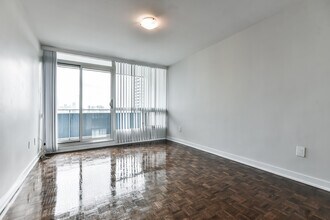 20 Prince Arthur Ave in Toronto, ON - Building Photo - Building Photo