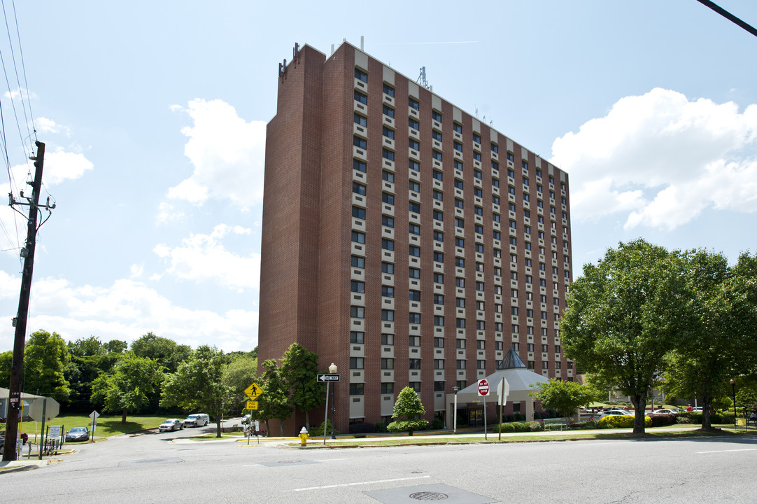 St Paul Apartments in Macon, GA - Foto de edificio