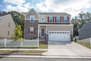 7419 Wicks Rd in Williamsburg, VA - Building Photo