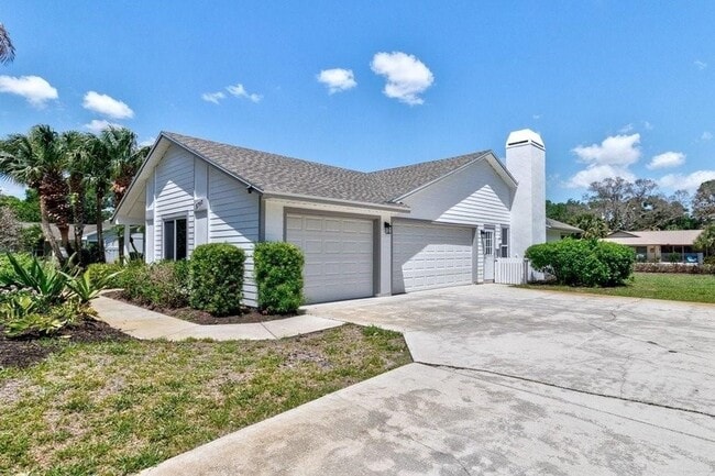 property at 5760 36th Pl