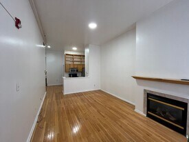 236 Quarry St in Philadelphia, PA - Building Photo
