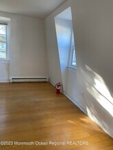 1039 Norwood Ave-Unit -5 in Long Branch, NJ - Building Photo - Building Photo