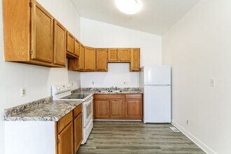 2199-2199 Amherst Ave in Columbus, OH - Building Photo - Building Photo