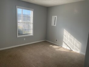 105 Cloverdale Dr in Columbia, TN - Building Photo - Building Photo