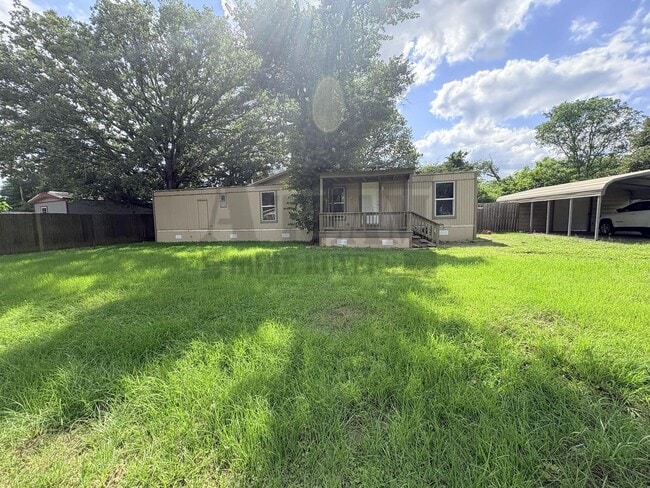property at 117 Oxbow Dr