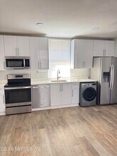 2357 College St in Jacksonville, FL - Building Photo - Building Photo