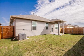 288 Fall Aster Dr in Niederwald, TX - Building Photo - Building Photo