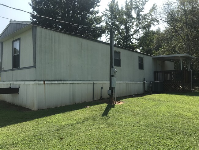 1435 Amity Rd in Anderson, SC - Foto de edificio - Building Photo
