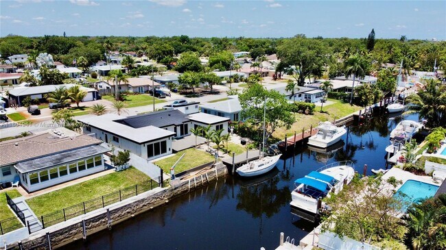 1720 SW 23rd Ave in Fort Lauderdale, FL - Building Photo - Building Photo