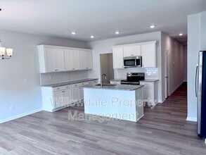 183 Central Townes Wy in Raleigh, NC - Building Photo - Building Photo