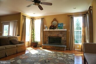 331 Quail Dr N in Phoenixville, PA - Building Photo - Building Photo