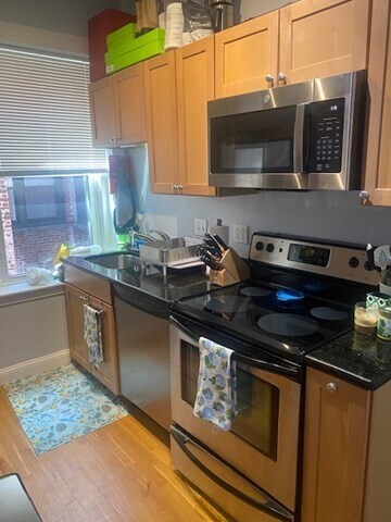 40 Revere St, Unit 6 in Boston, MA - Foto de edificio - Building Photo