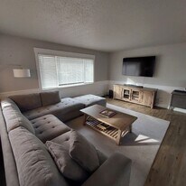 3209 Turnagain St, Unit 4 in Anchorage, AK - Building Photo