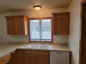 1180 Cornell Dr in Bourbonnais, IL - Building Photo - Building Photo