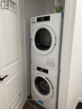 7 Erie Ave in Brantford, ON - Building Photo - Building Photo