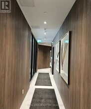 2501-2501 Saw Whet Blvd. in Oakville, ON - Building Photo - Building Photo