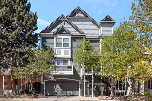 property at 1755 Emerson St