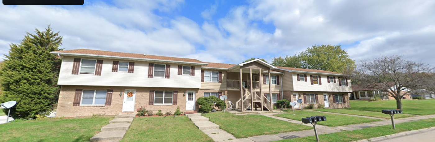 3411 W Villa Rdg, Unit A in Peoria, IL - Building Photo