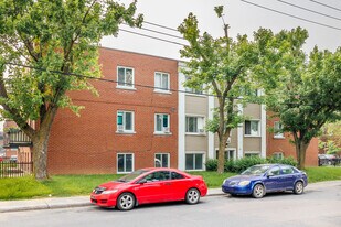 780 Hodge Rue in St. Laurent, QC - Building Photo