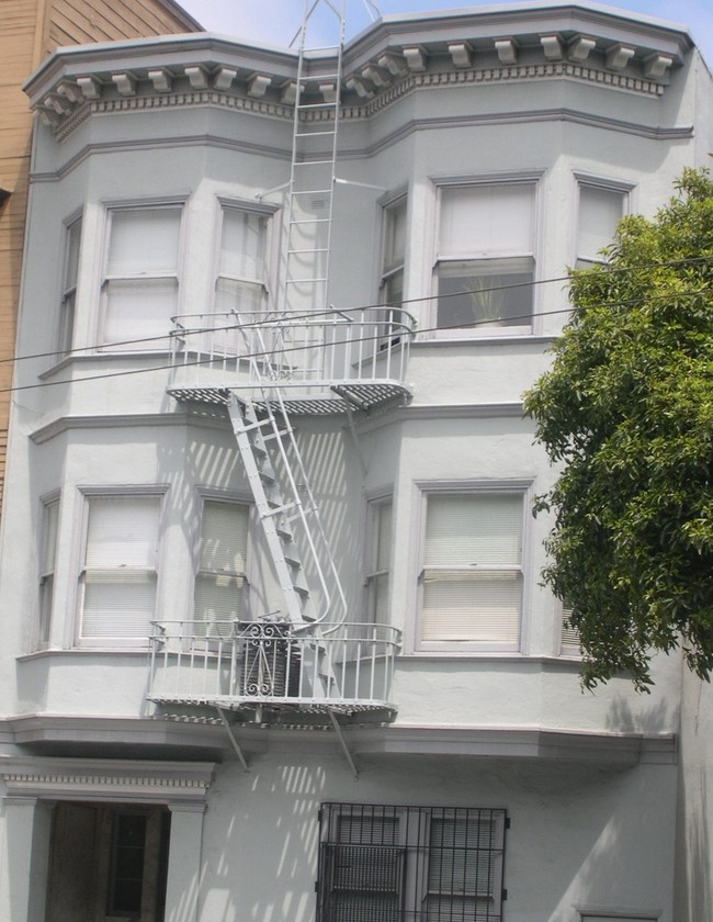 MOVE IN SPECIAL - 242 Divisadero #6 in San Francisco, CA - Foto de edificio - Building Photo