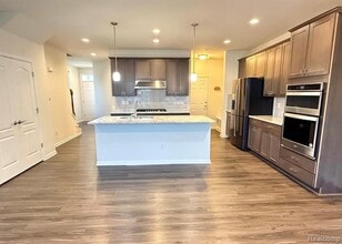 43533 Prospect Ln in Novi, MI - Building Photo - Building Photo