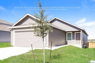 3222 Roslyn Grist in San Antonio, TX - Building Photo - Building Photo