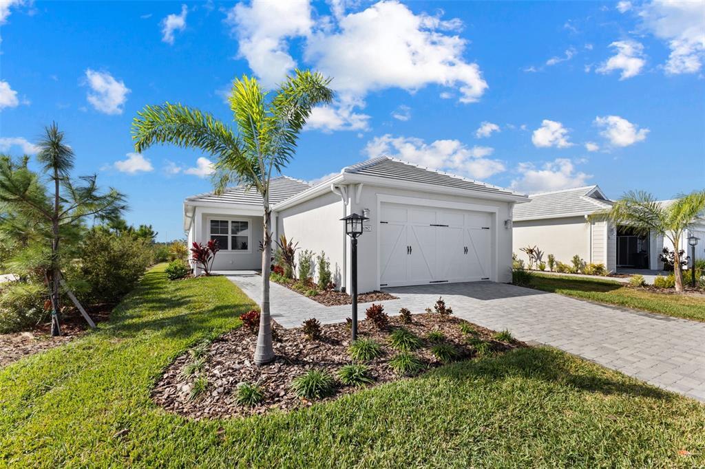 1087 Waterline Ct in Sarasota, FL - Building Photo