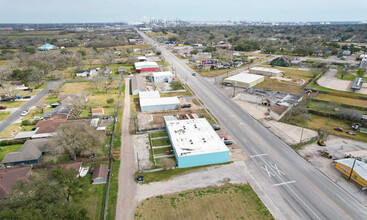 4930 Fm 1765 in Texas City, TX - Building Photo - Building Photo