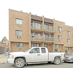 137th Street Apartments in Flushing, NY - Building Photo - Building Photo