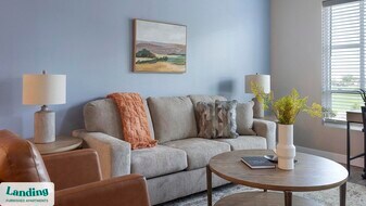 2445 Estrella Pkwy in Goodyear, AZ - Building Photo