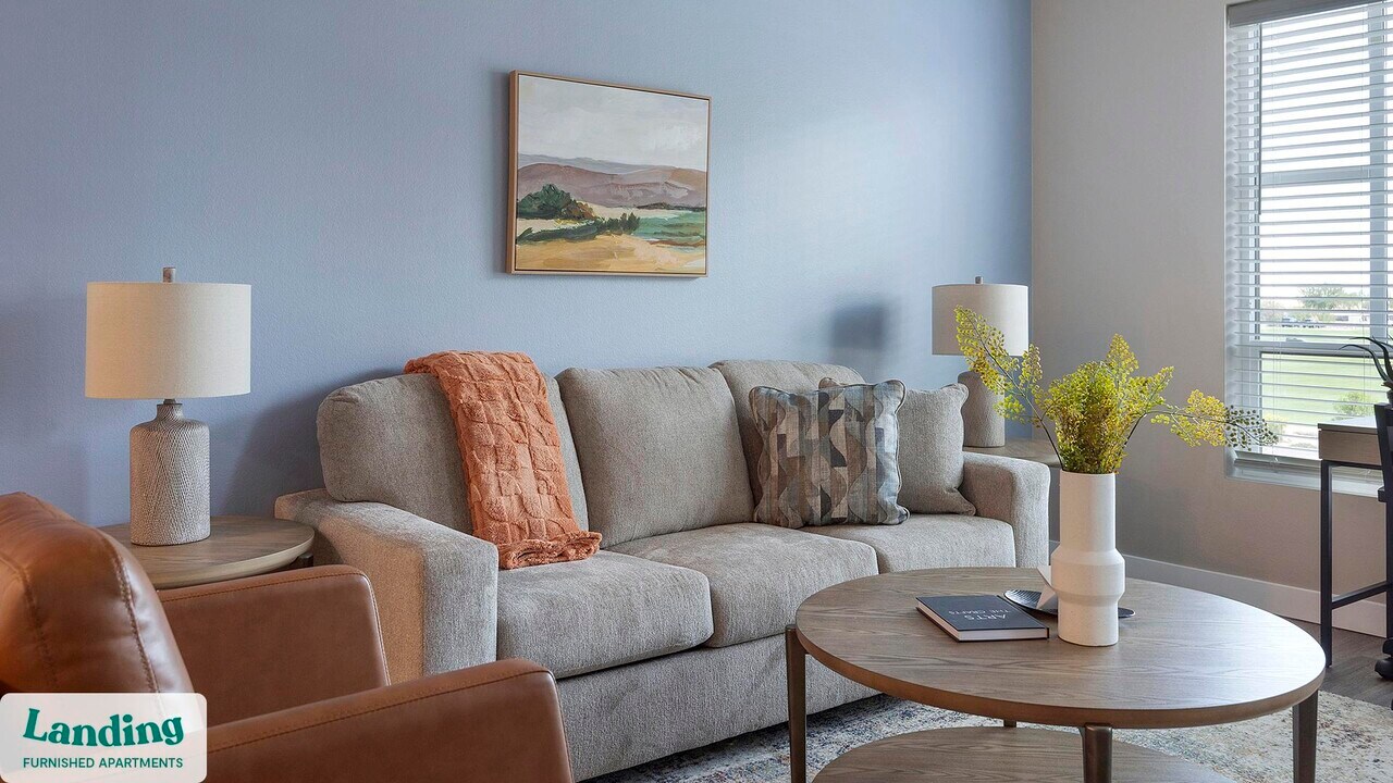 2445 Estrella Pkwy in Goodyear, AZ - Foto de edificio