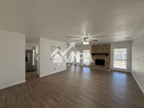 774 Sawtooth Dr in San Antonio, TX - Building Photo - Building Photo