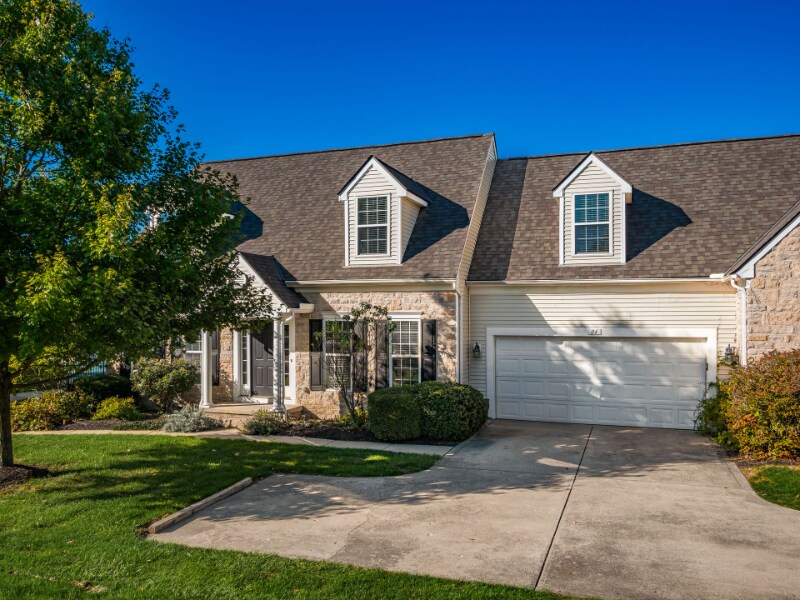 24 Fawn Meadow Ct in Powell, OH - Building Photo