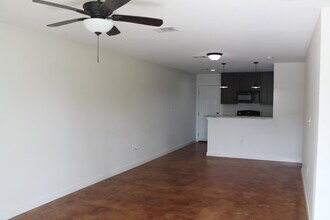 301 E Bowie St in Mart, TX - Building Photo - Building Photo