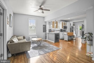 6032 Melbourne Ave in Deale, MD - Building Photo - Building Photo