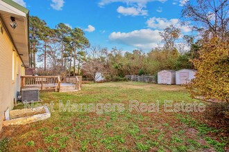 6525 Senator Dr in Fayetteville, NC - Building Photo - Building Photo