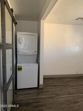 8602 N 3rd St in Phoenix, AZ - Foto de edificio - Building Photo