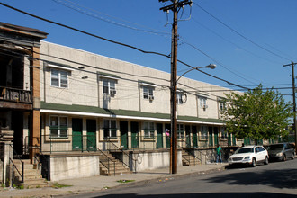 The Willows at Cobbs Creek in Philadelphia, PA - Building Photo - Building Photo