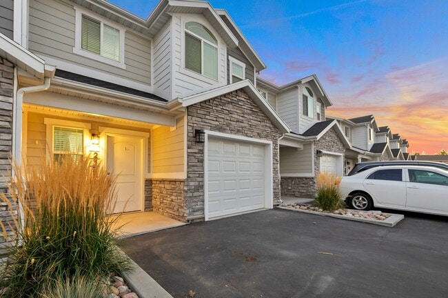 property at 237 W 1950 N