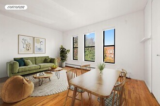 42 Carroll St in Brooklyn, NY - Foto de edificio - Building Photo