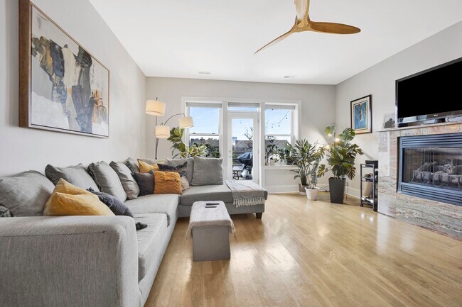 3527 S King Dr in Chicago, IL - Building Photo - Building Photo