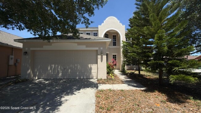 810 Benton Dr
