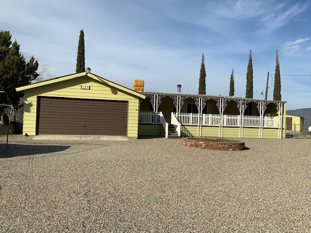 property at 121 Larch Ct