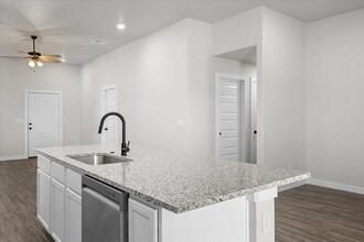 2128 Kokomo Ave in Lubbock, TX - Building Photo - Building Photo